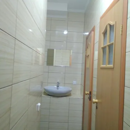 Art Galery Hostel *