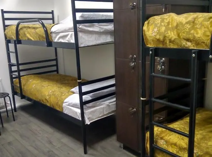 Hostel Art Galery Λβιβ